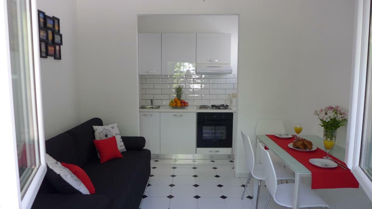 Apartment Epetij スプリト エクステリア 写真